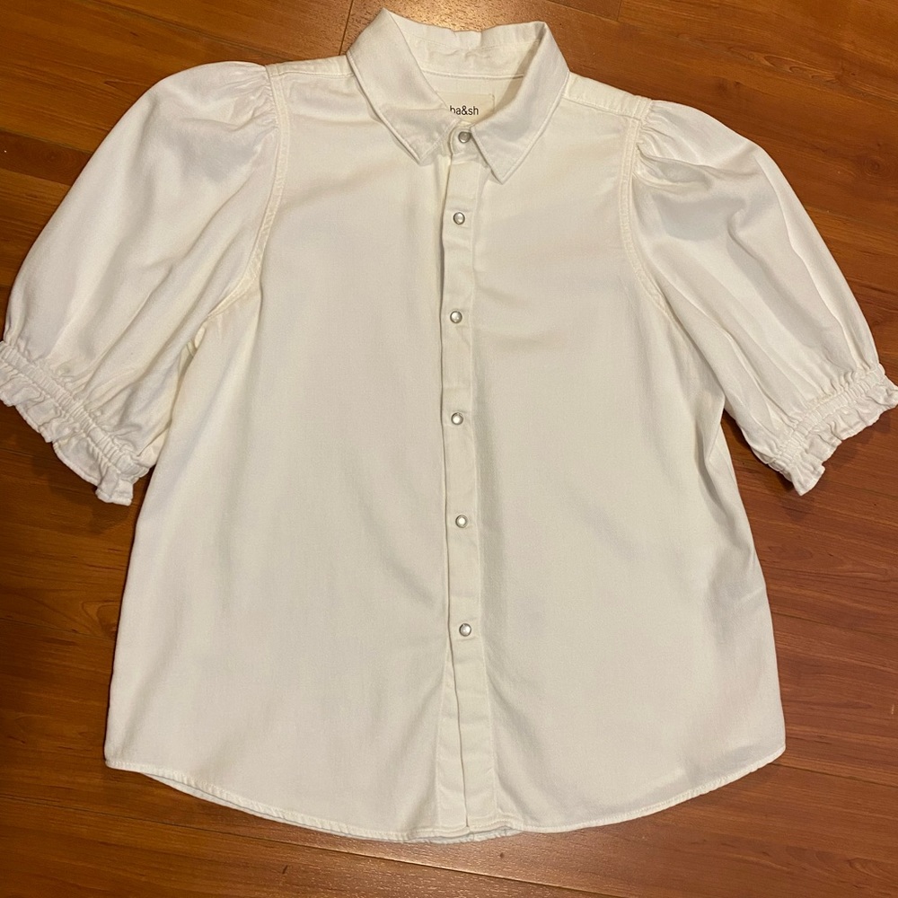 Ba&sh cotton top in ivory color/size 2 (medium) puffed sleeve, classic collar